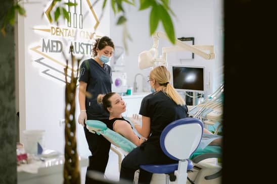 Slider image (10) Dental Med Austria